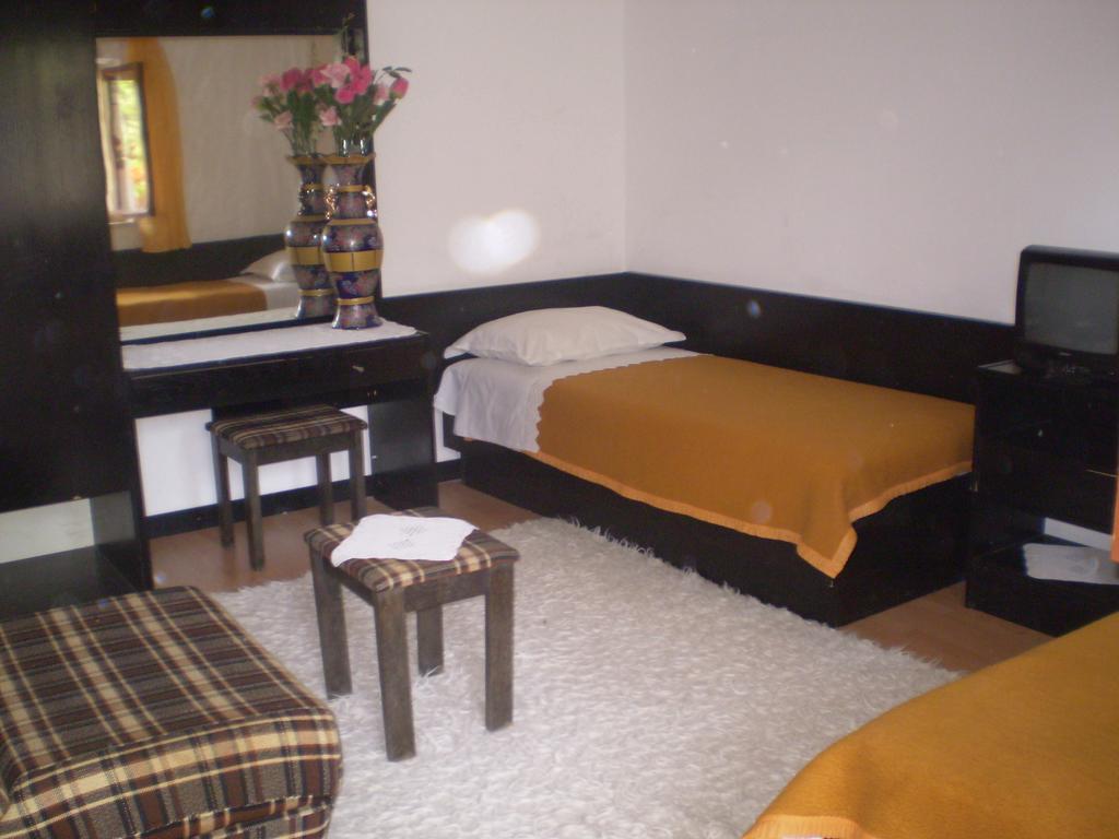 Apartments Nikola Пучища Екстер'єр фото