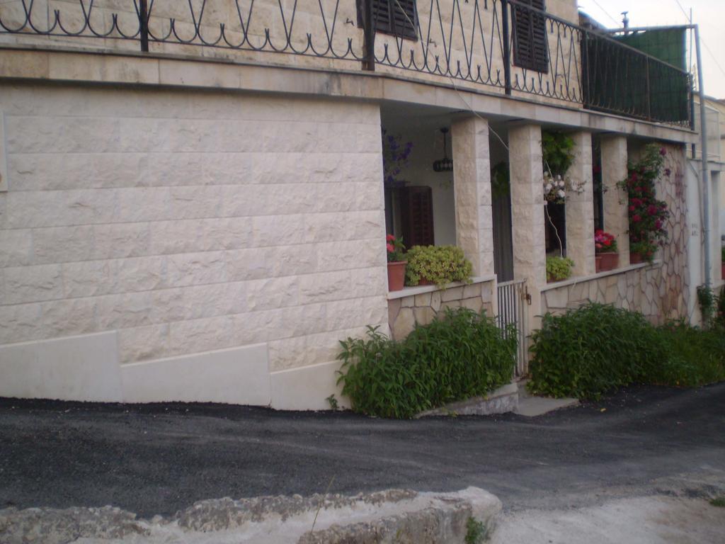 Apartments Nikola Пучища Екстер'єр фото